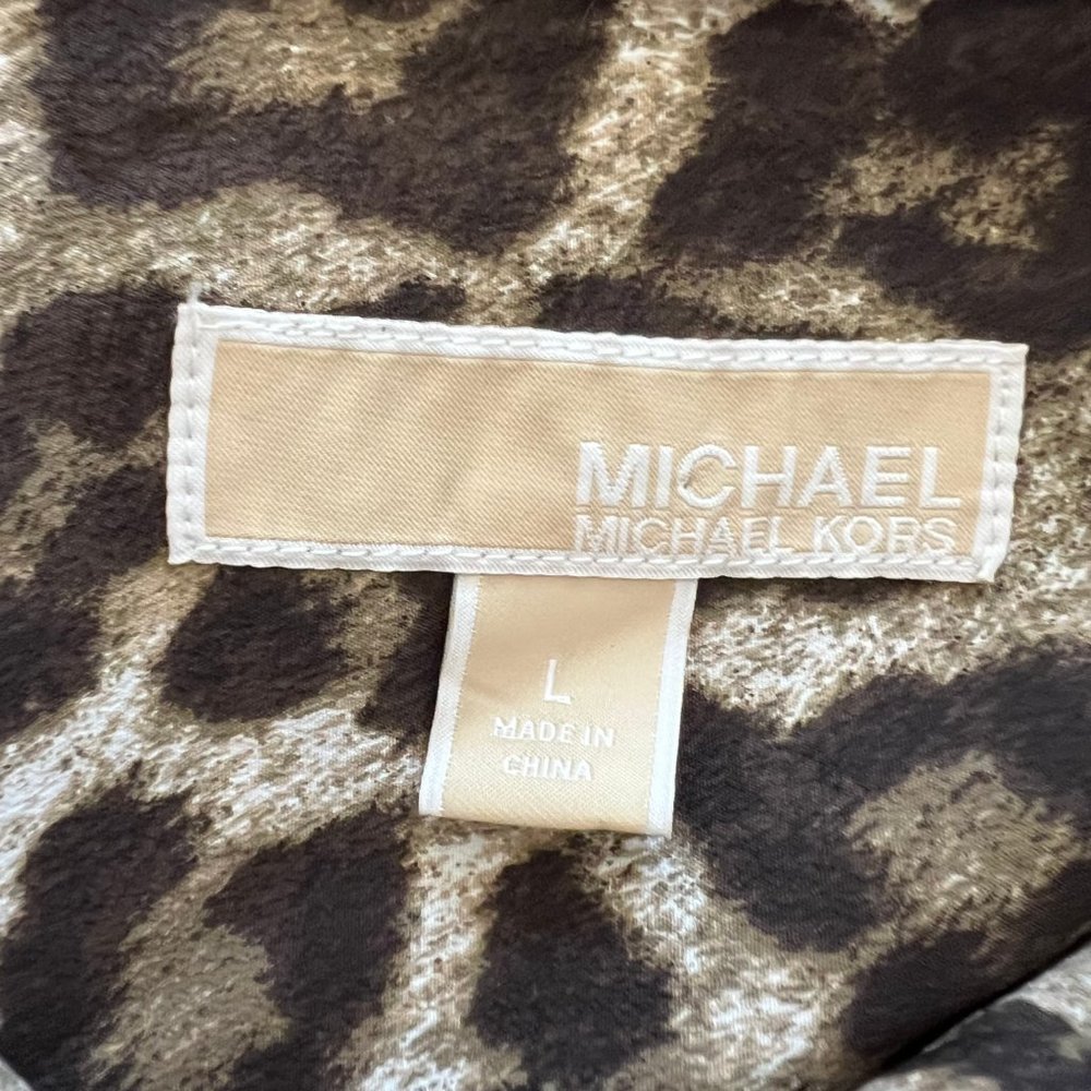 Michael Kors Women's Size L Leopard Print Point C… - image 8